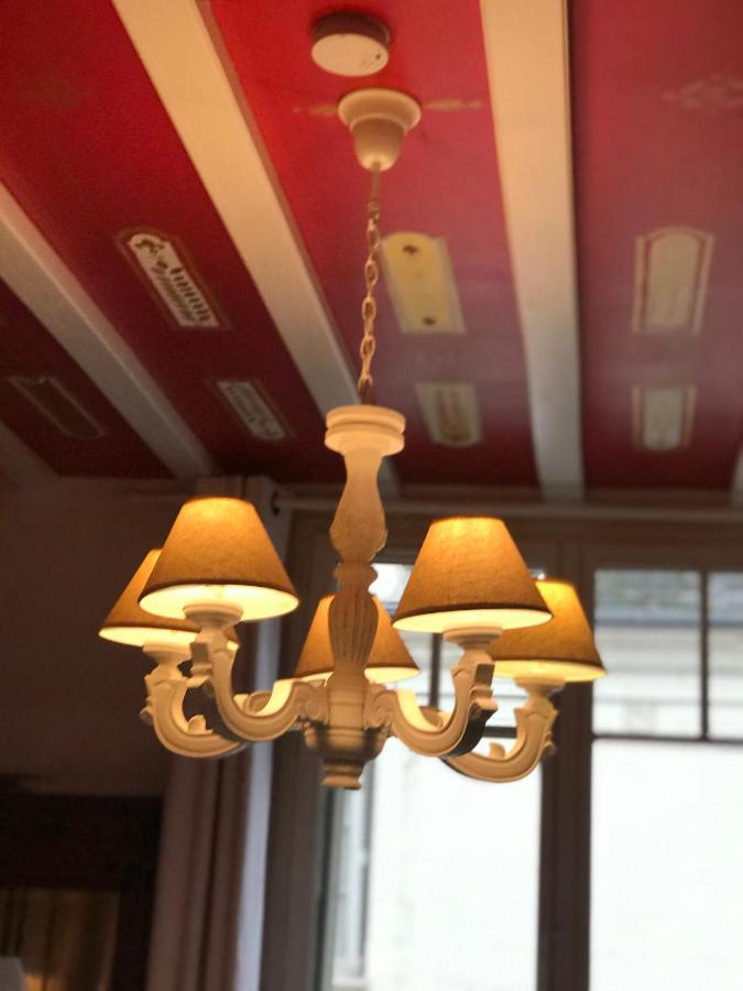 Le 31 B&B Amboise Centre Екстер'єр фото