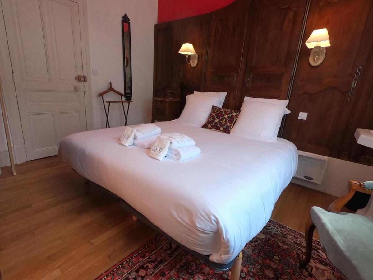 Le 31 B&B Amboise Centre Екстер'єр фото