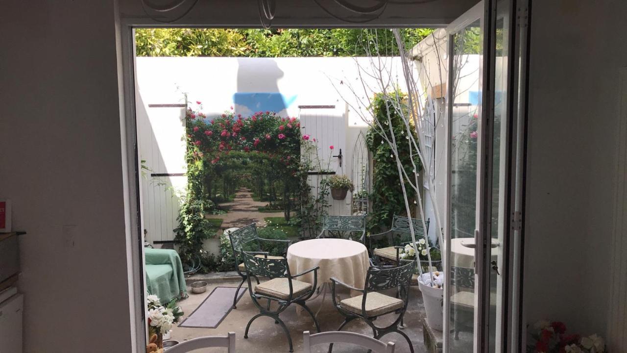 Le 31 B&B Amboise Centre Екстер'єр фото