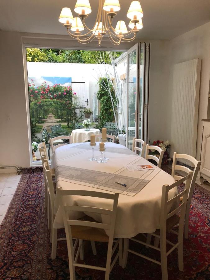 Le 31 B&B Amboise Centre Екстер'єр фото